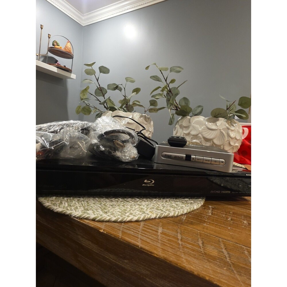 Sony BDP-S360 1080p Blu-Ray DVD Player + RCA STB7766D Converter Box Tested